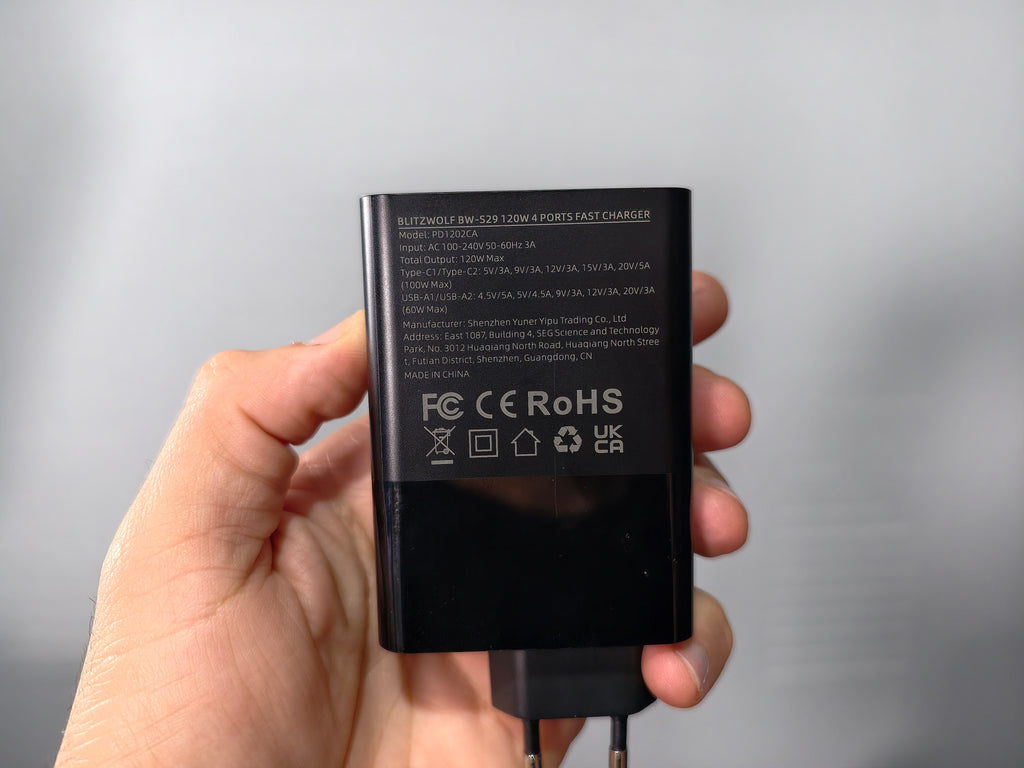 CARREGADOR RÁPIDO BLITZWOLF BW-S29 120W GAN 4 PORTAS 2 USB-C 2 USB-A
