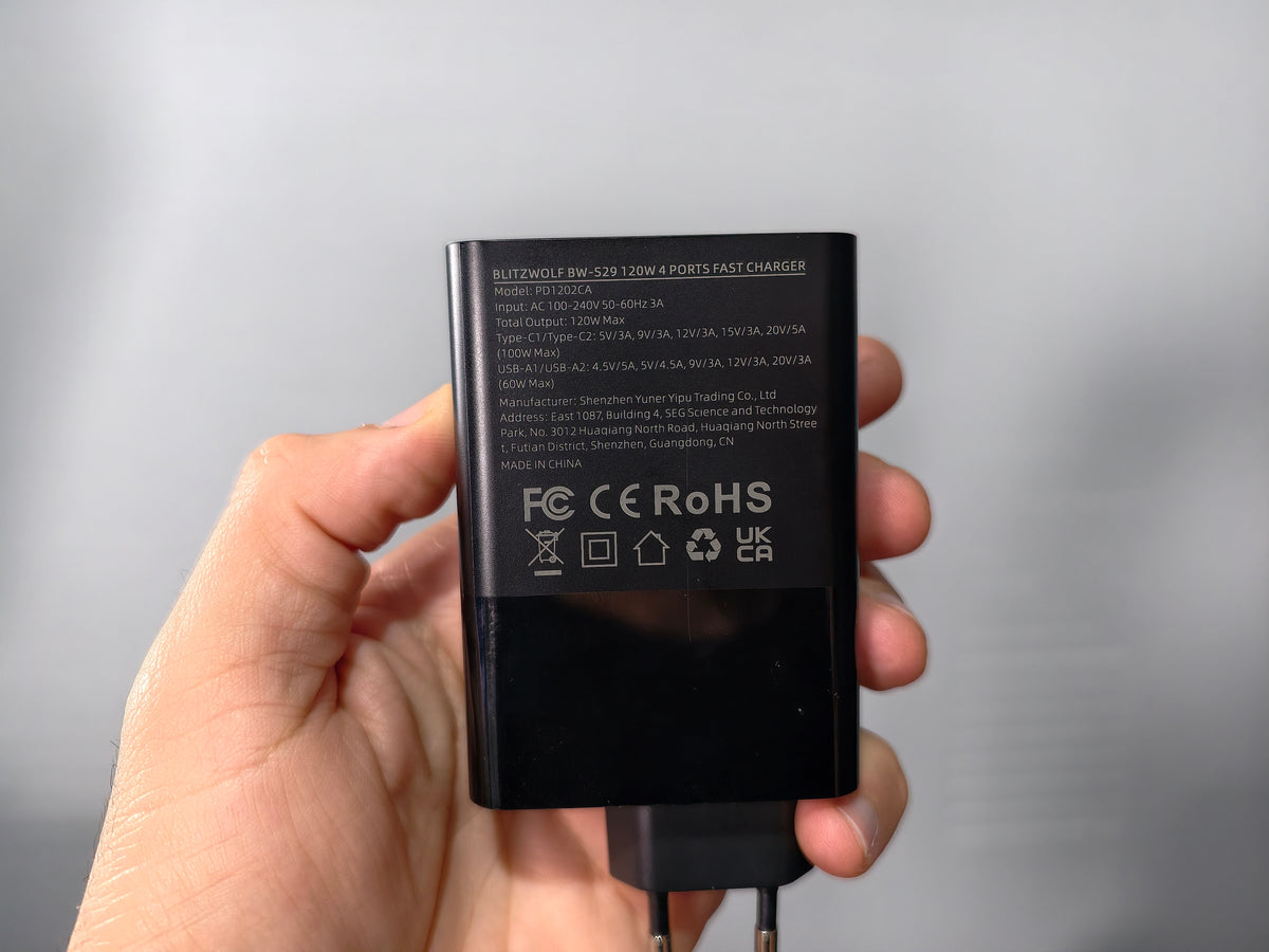 CARREGADOR RÁPIDO BLITZWOLF BW-S29 120W GAN 4 PORTAS 2 USB-C 2 USB-A