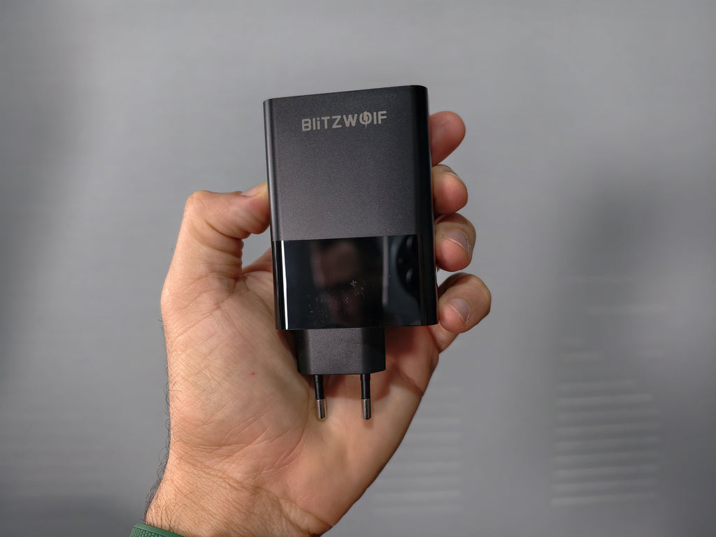 CARREGADOR RÁPIDO BLITZWOLF BW-S29 120W GAN 4 PORTAS 2 USB-C 2 USB-A
