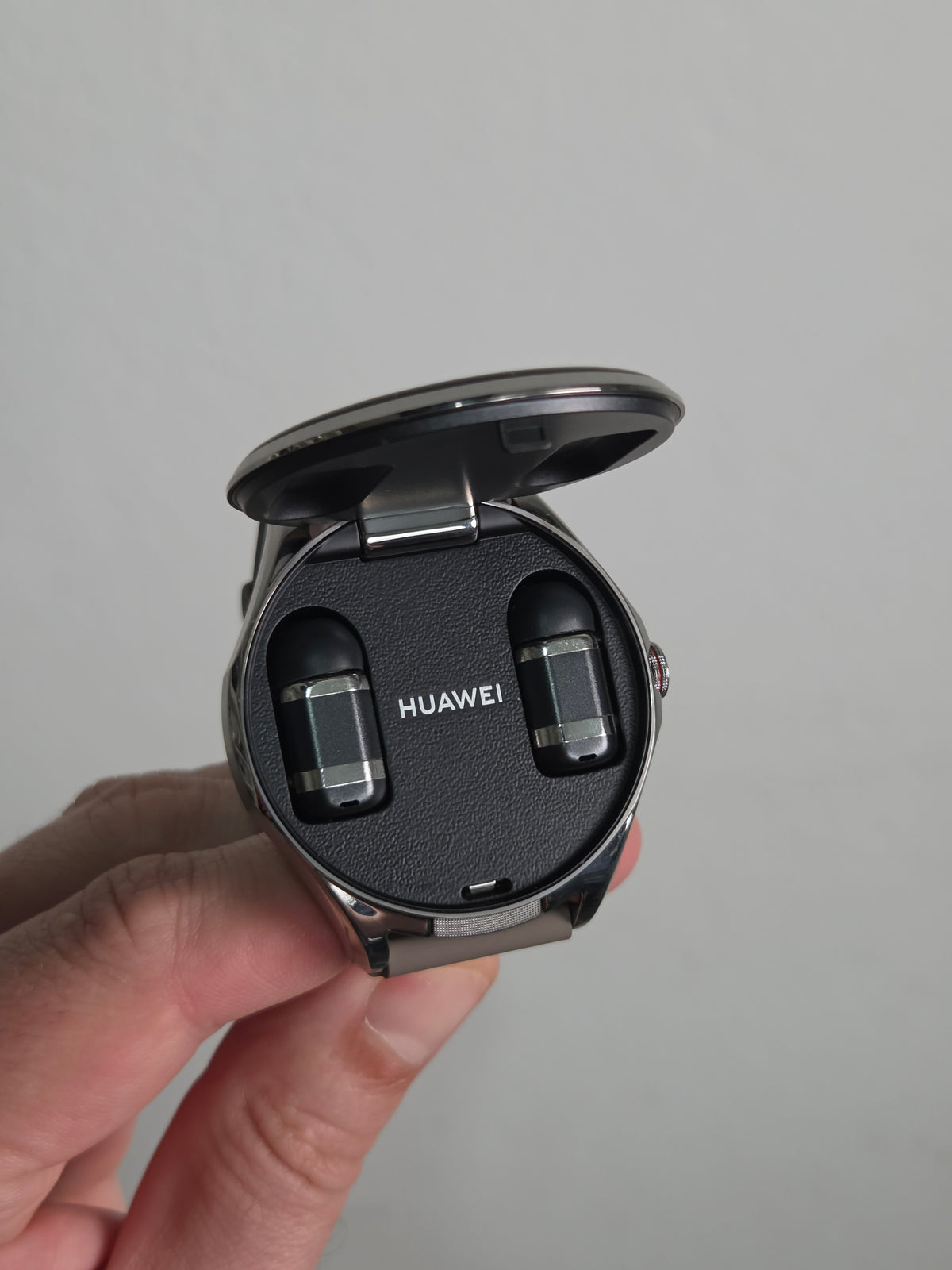 SMARTWATCH HUAWEI WATCH BUDS 2 COM FONE DE OUVIDO BLUETOOTH EMBUTIDO TITÂNIO