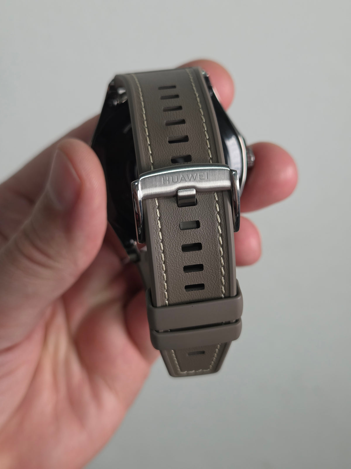 SMARTWATCH HUAWEI WATCH BUDS 2 COM FONE DE OUVIDO BLUETOOTH EMBUTIDO TITÂNIO
