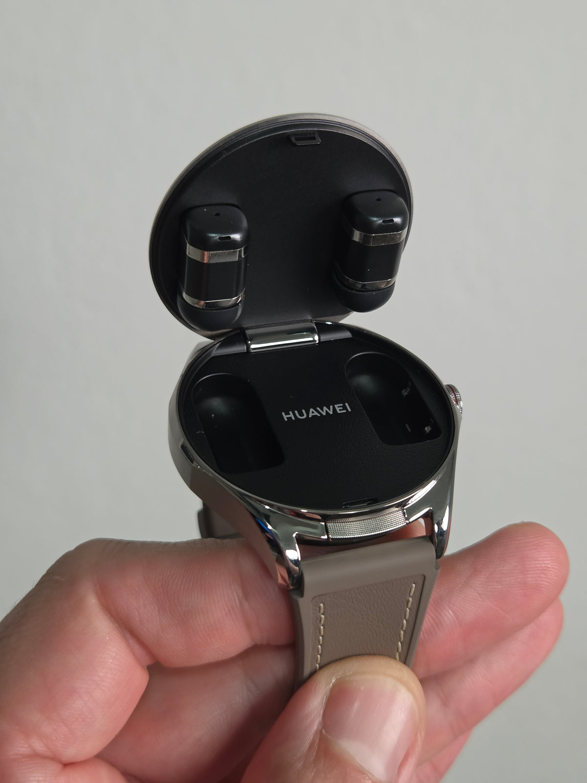 SMARTWATCH HUAWEI WATCH BUDS 2 COM FONE DE OUVIDO BLUETOOTH EMBUTIDO TITÂNIO